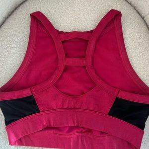 Maroon shimmer ✨ shine sports bra Joy Lab